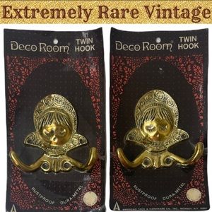 Vintage EXTREMELY RARE Set of 2 Brass Hooks Gold